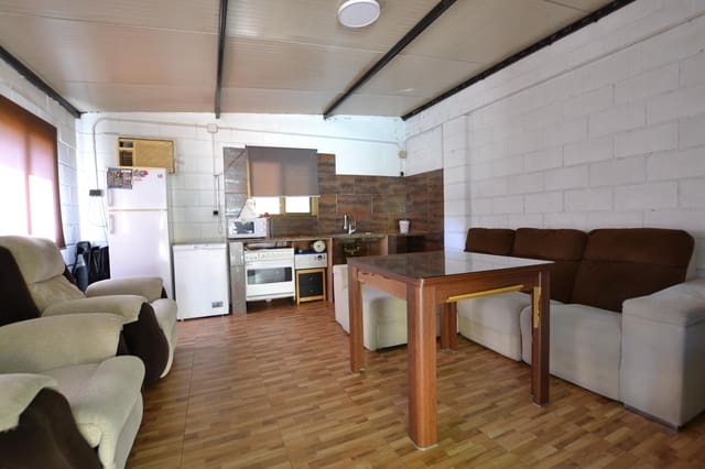 4 slaapkamer Finca/Landhuis te koop in Córdoba stad met zwembad - € 159.000 (Ref: 9896409)