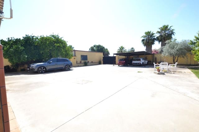 4 slaapkamer Finca/Landhuis te koop in Córdoba stad met zwembad - € 159.000 (Ref: 9896409)