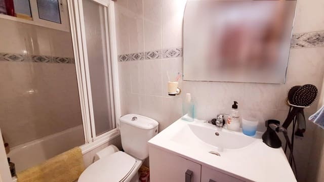 3 bedroom Flat for sale in San Lorenzo, Córdoba city - € 94,500 (Ref: 9898873)