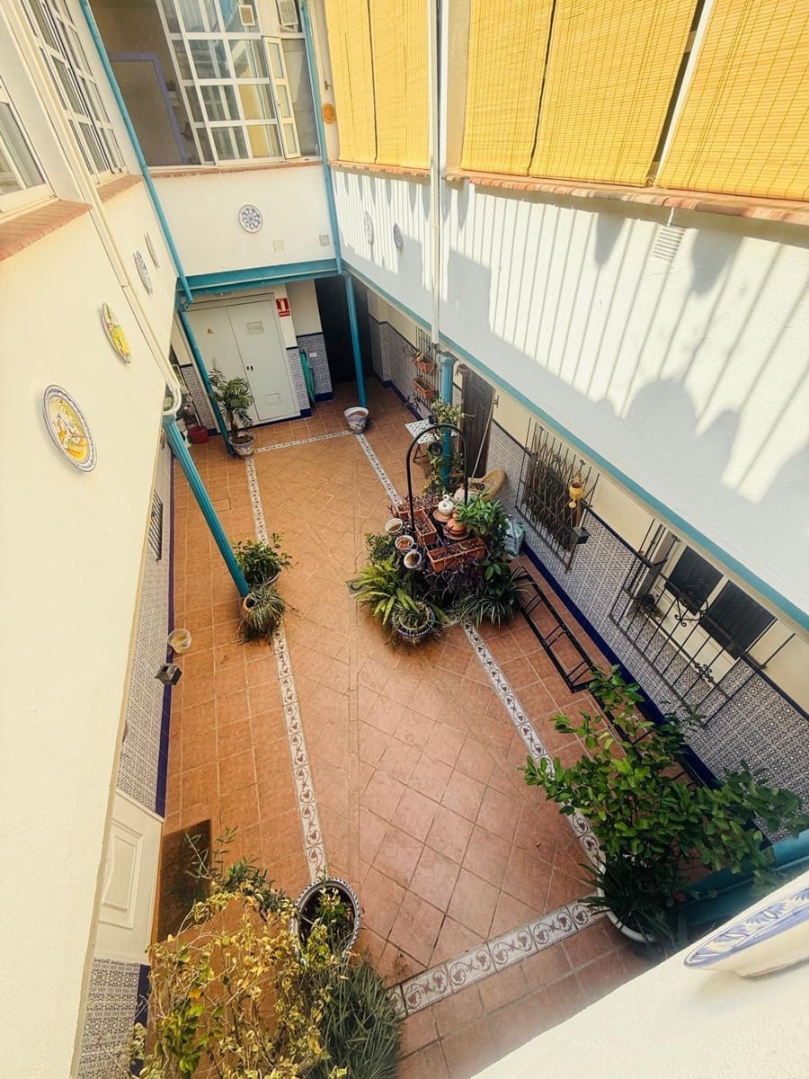 1 Zimmer Studio zu vermieten in Cordoba Stadt - 550 € (Ref: 9898875)