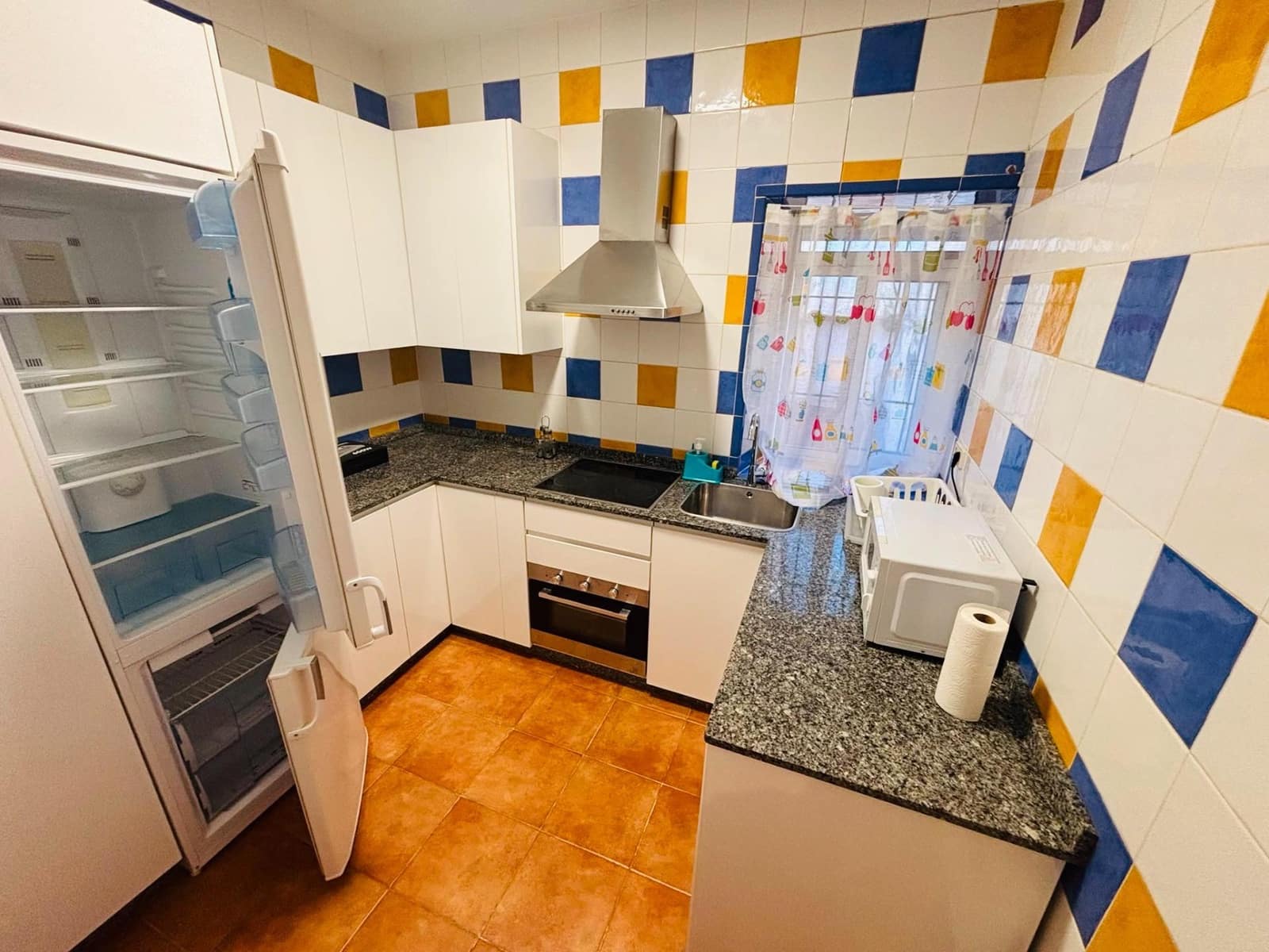 1 Zimmer Studio zu vermieten in Cordoba Stadt - 550 € (Ref: 9898875)