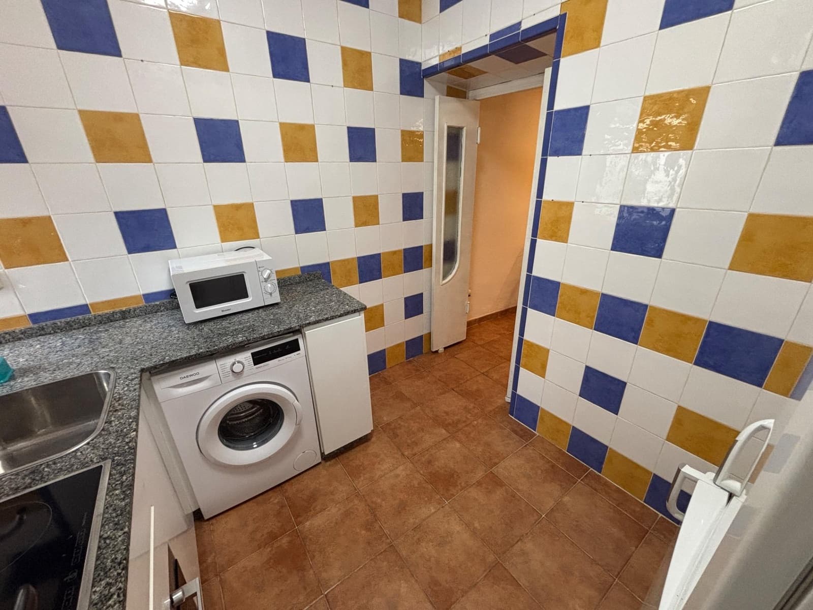 1 Zimmer Studio zu vermieten in Cordoba Stadt - 550 € (Ref: 9898875)