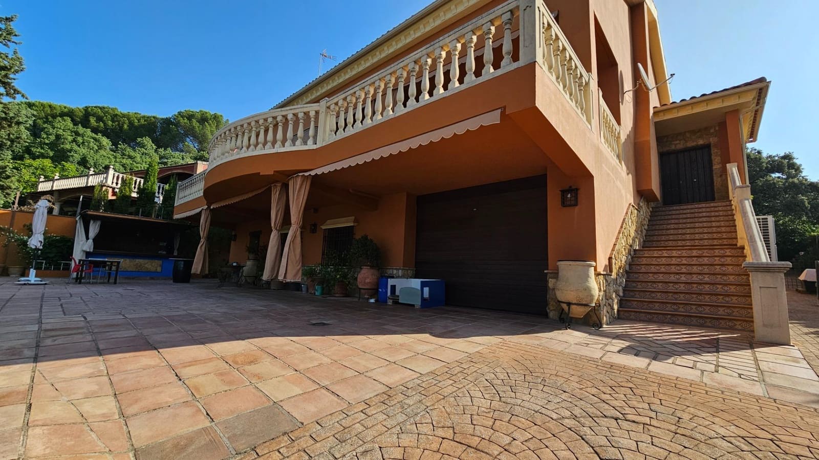 5 Zimmer Villa zu verkaufen in Cordoba Stadt mit Pool Garage - 530.000 € (Ref: 9898877)