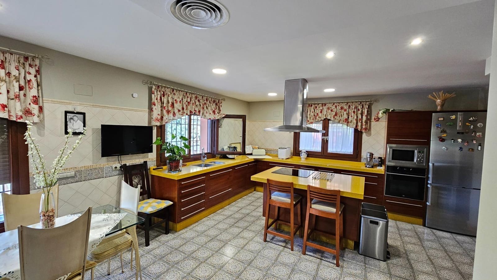 5 Zimmer Villa zu verkaufen in Cordoba Stadt mit Pool Garage - 530.000 € (Ref: 9898877)