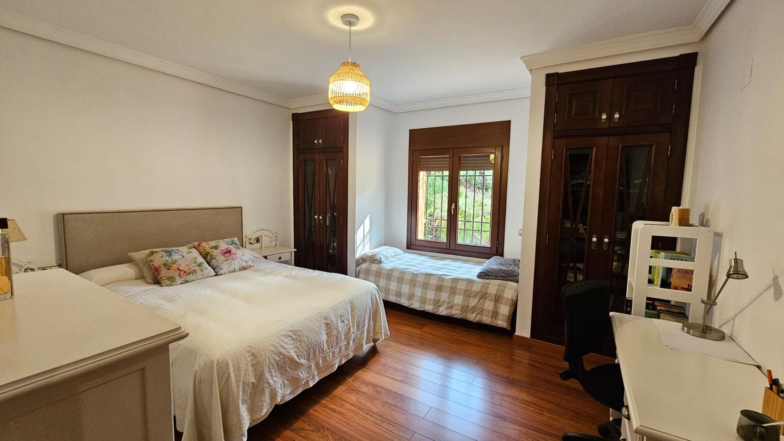 5 Zimmer Villa zu verkaufen in Cordoba Stadt mit Pool Garage - 530.000 € (Ref: 9898877)