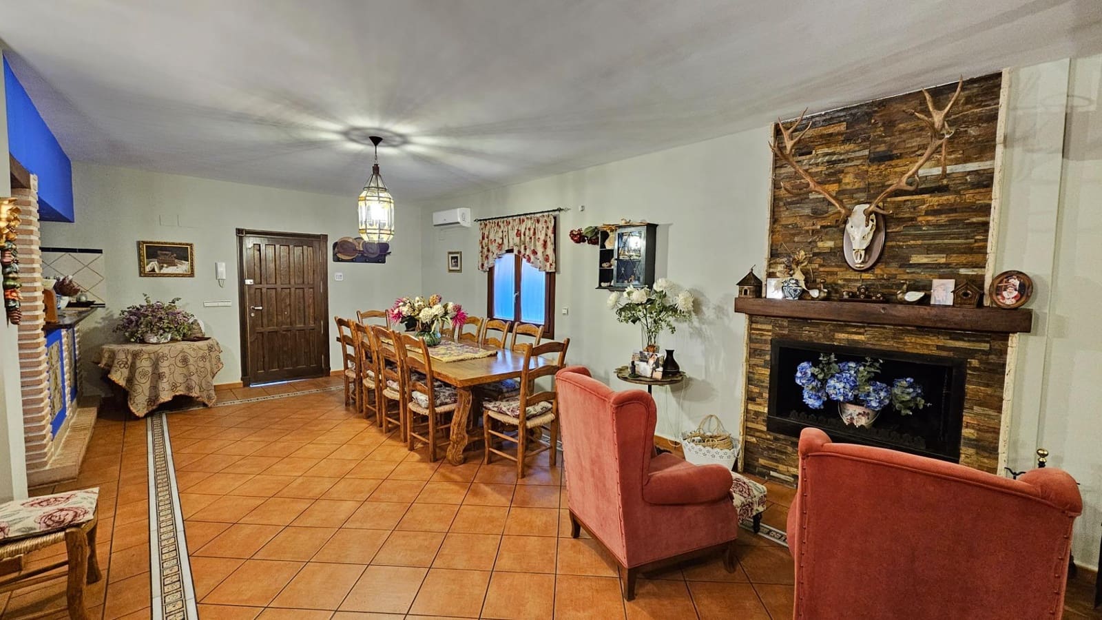 5 Zimmer Villa zu verkaufen in Cordoba Stadt mit Pool Garage - 530.000 € (Ref: 9898877)