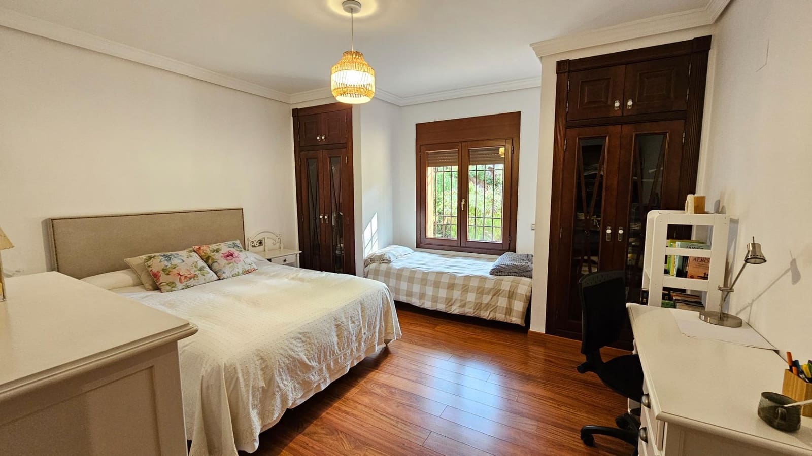 5 Zimmer Villa zu verkaufen in Cordoba Stadt mit Pool Garage - 530.000 € (Ref: 9898877)
