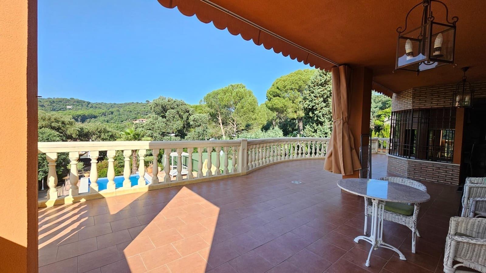 5 Zimmer Villa zu verkaufen in Cordoba Stadt mit Pool Garage - 530.000 € (Ref: 9898877)