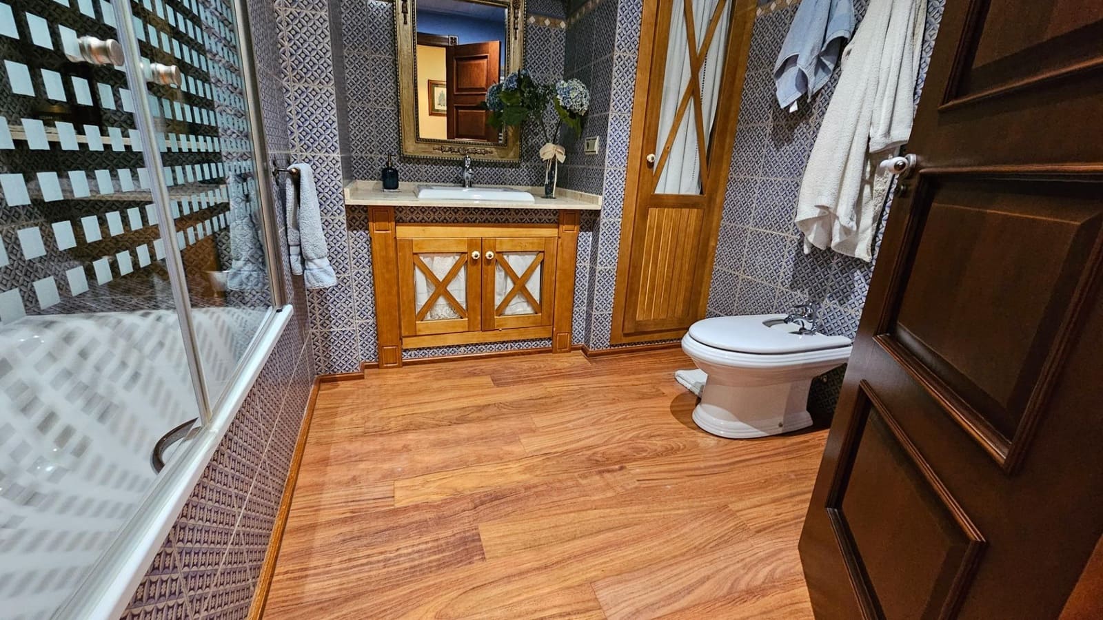 5 Zimmer Villa zu verkaufen in Cordoba Stadt mit Pool Garage - 530.000 € (Ref: 9898877)