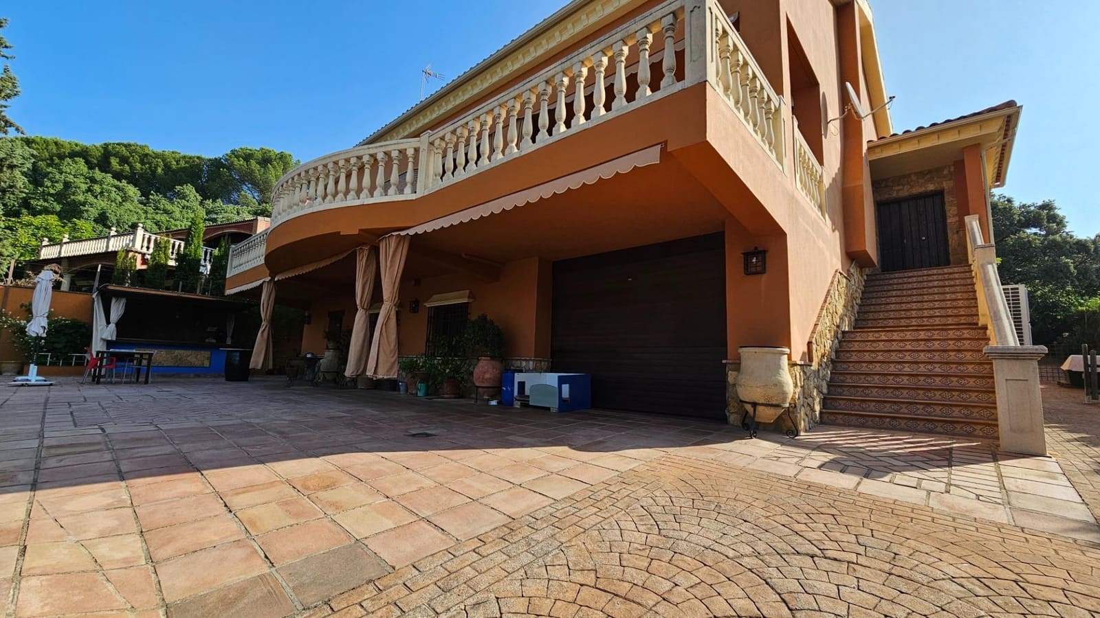 5 Zimmer Villa zu verkaufen in Cordoba Stadt mit Pool Garage - 530.000 € (Ref: 9898877)