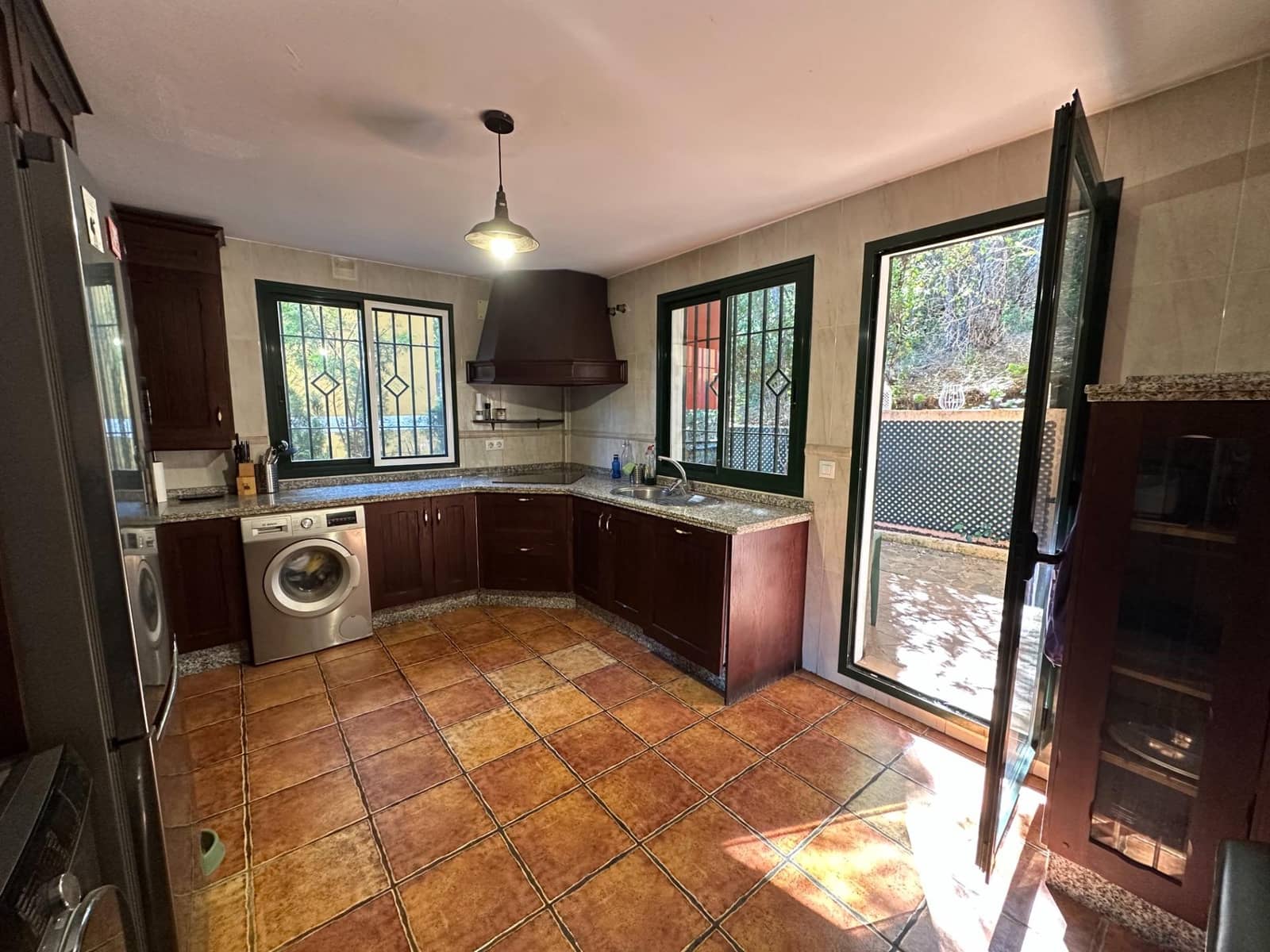 4 camera da letto Villa in vendita in Cordova citta con piscina garage - 198.000 € (Rif: 9898880)