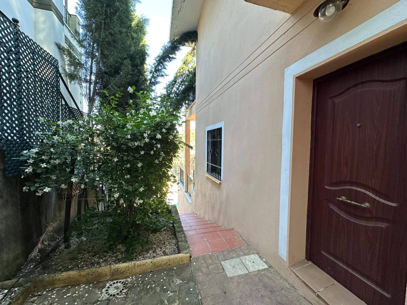 4 camera da letto Villa in vendita in Cordova citta con piscina garage - 198.000 € (Rif: 9898880)