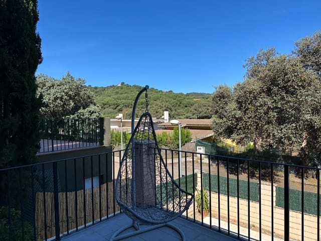 4 camera da letto Villa in vendita in Cordova città con piscina garage - 198.000 € (Rif: 9898880)