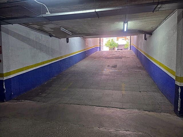 Garage till salu i Arroyo del Moro, Córdoba stad - 21 450 € (Ref: 9900913)