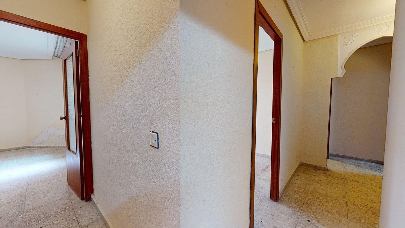 Piso de 3 habitaciones en Córdoba ciudad en venta - 172.000 € (Ref: 9904034)