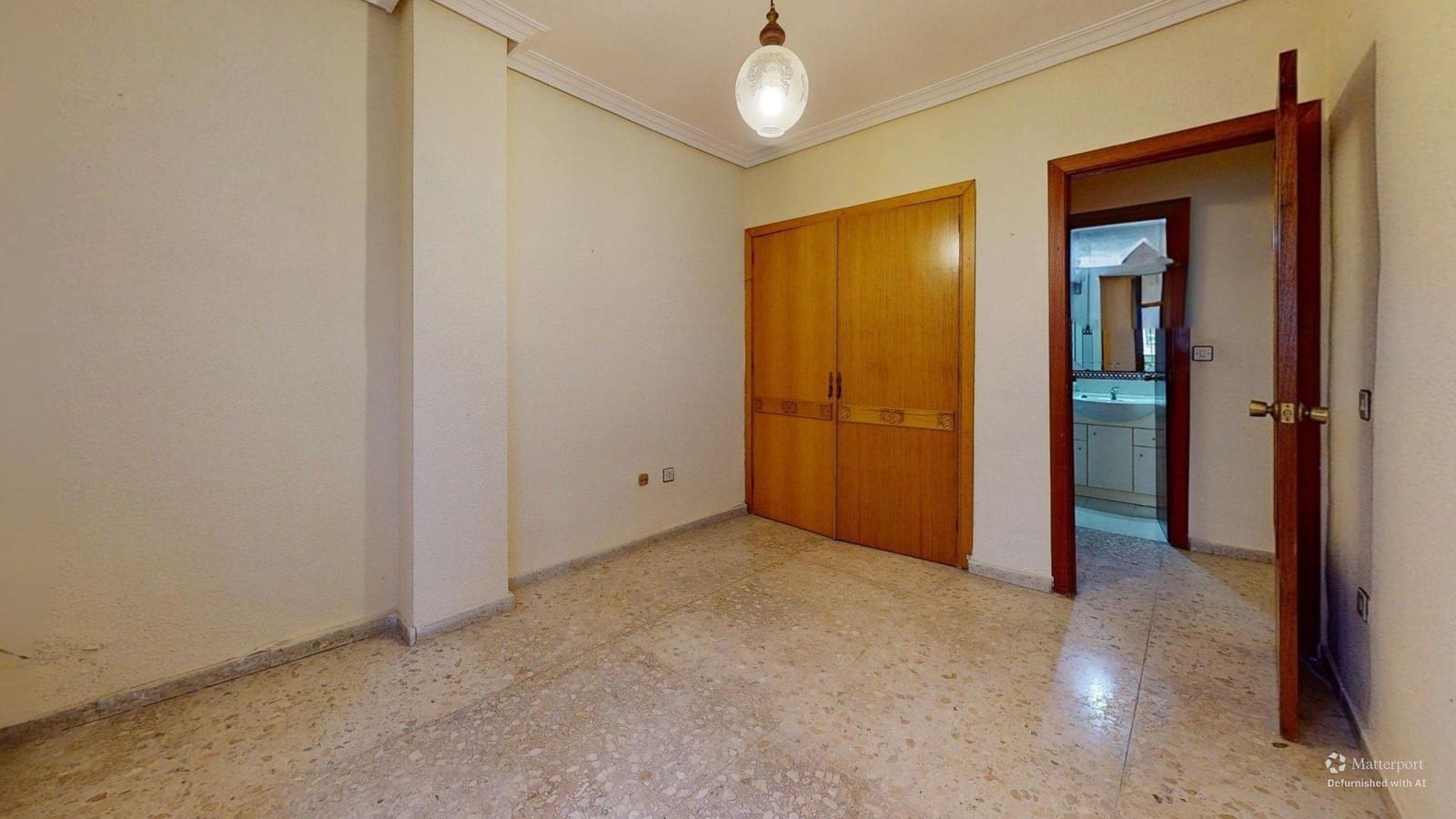 Piso de 3 habitaciones en Córdoba ciudad en venta - 172.000 € (Ref: 9904034)