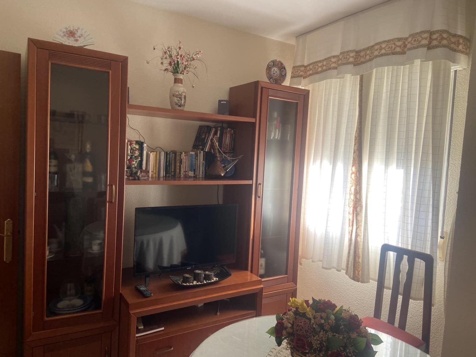 Piso de 4 habitaciones en Córdoba ciudad en venta - 185.000 € (Ref: 9904036)