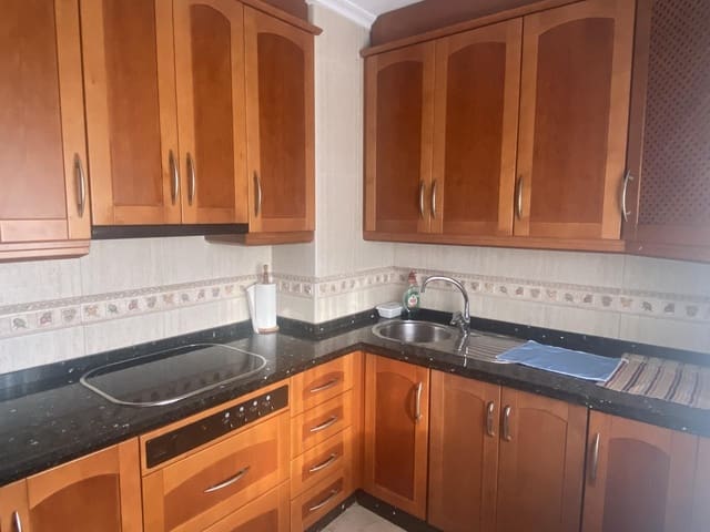 4 soveværelse Lejlighed til salg i Córdoba by - € 185.000 (Ref: 9904036)