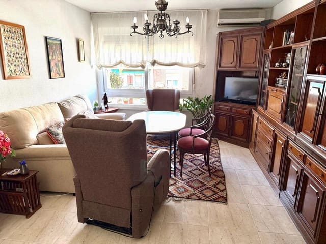 3 soverom Leilighet til salgs i Ciudad Jardín, Córdoba by - € 198 990 (Ref: 9908092)
