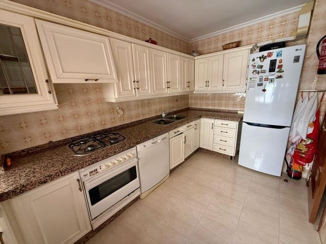3 soverom Leilighet til salgs i Ciudad Jardín, Córdoba by - € 198 990 (Ref: 9908092)