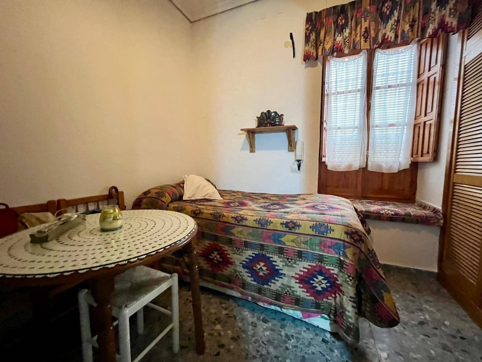 5 slaapkamer Huis te koop in Cordoba stad - € 230.000 (Ref: 9908093)