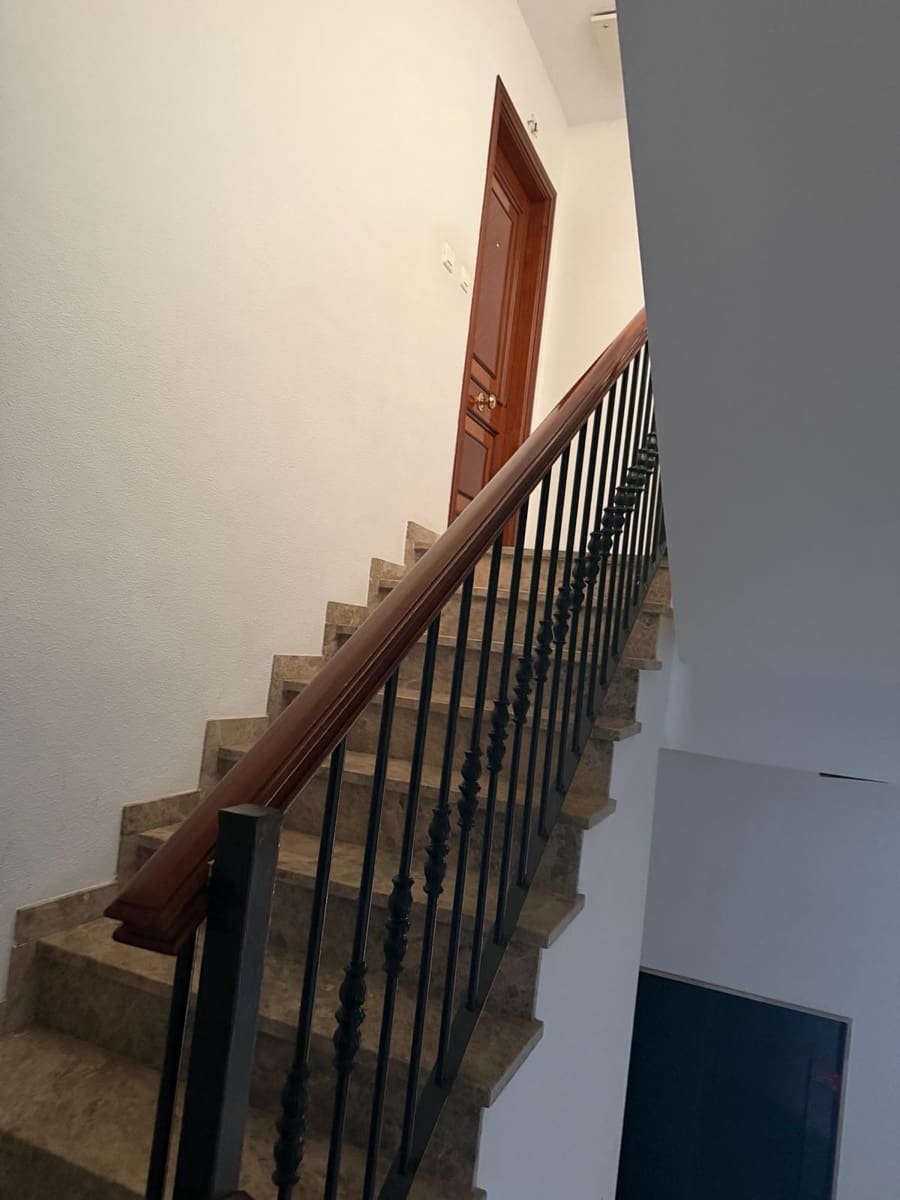 3 bedroom Flat for sale in La Carlota - € 200,000 (Ref: 9911149)
