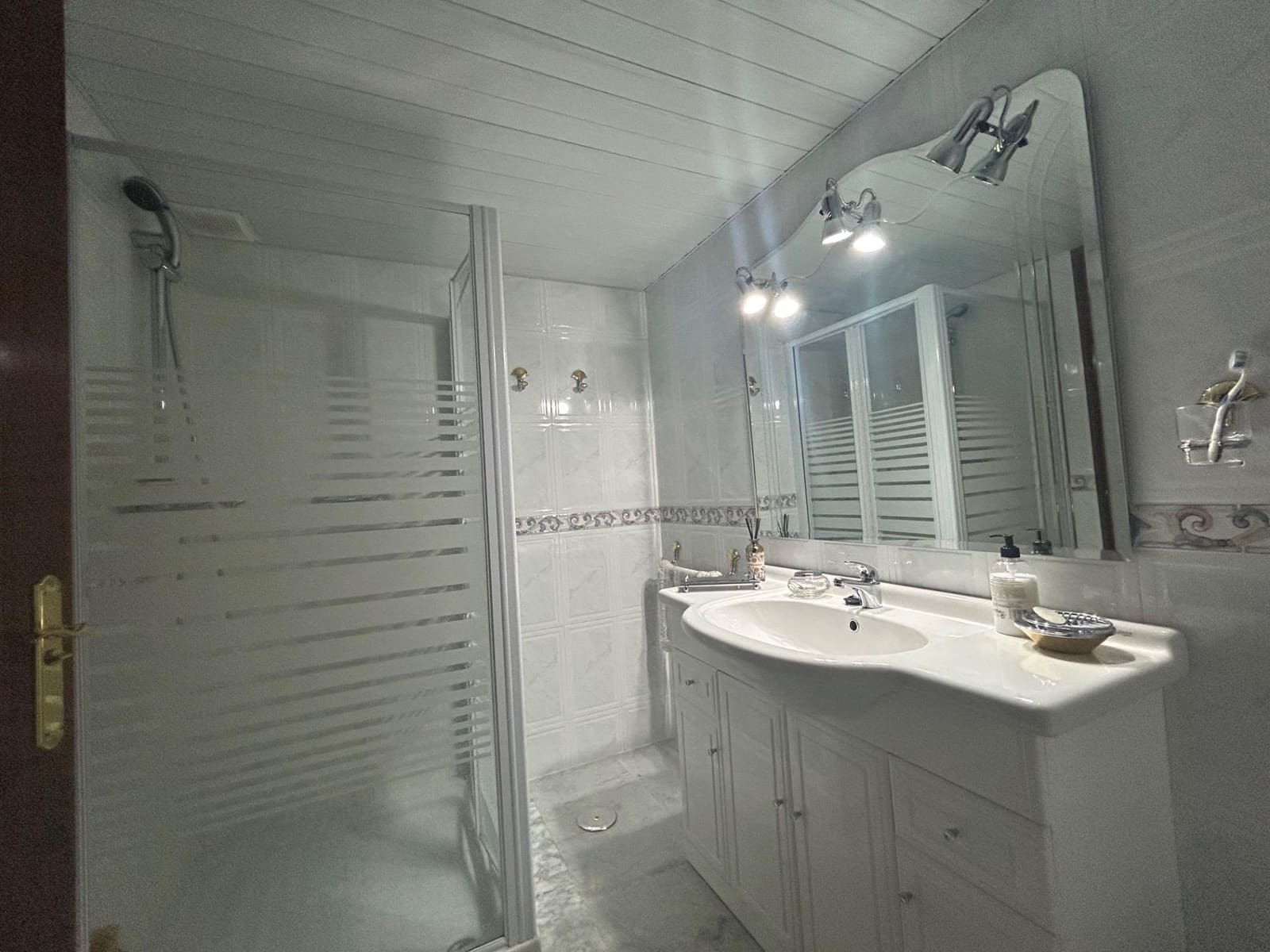3 quarto Apartamento para venda em Cordova cidade com piscina - 357 000 € (Ref: 9922378)