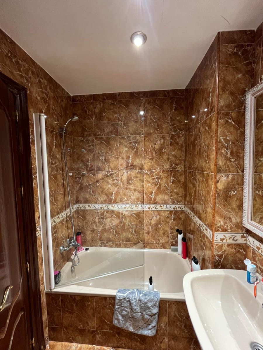 Piso de 3 habitaciones en Córdoba ciudad en venta - 190.000 € (Ref: 9927507)
