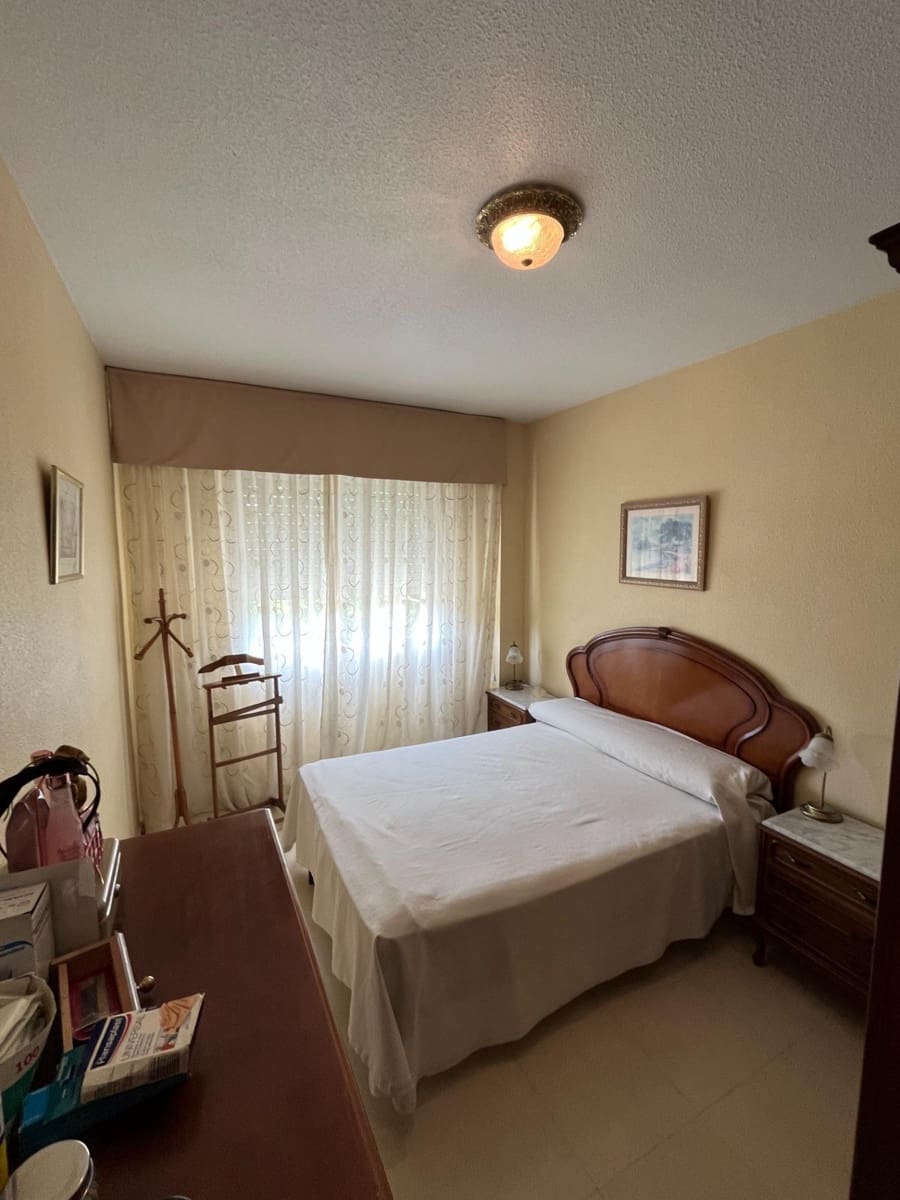 Piso de 3 habitaciones en Córdoba ciudad en venta - 190.000 € (Ref: 9927507)