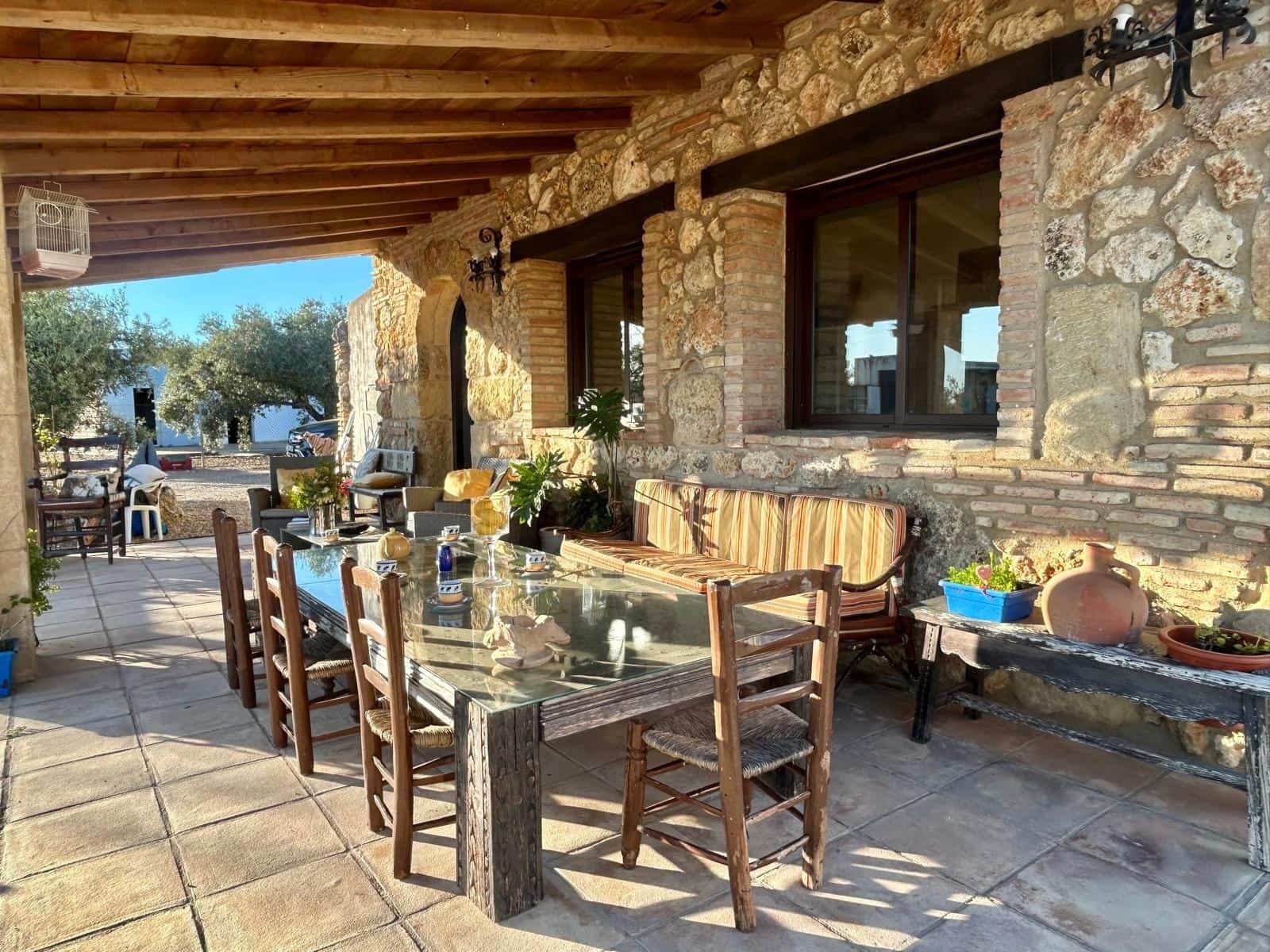 4 bedroom Finca/Country House for sale in Guadalcazar - € 300,000 (Ref: 9927509)