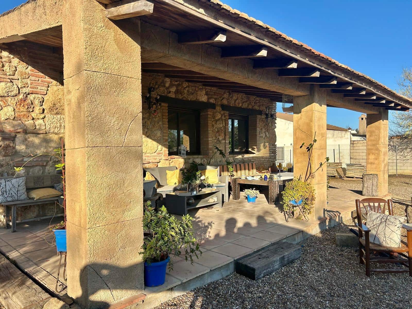4 bedroom Finca/Country House for sale in Guadalcazar - € 300,000 (Ref: 9927509)