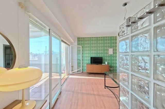 1 makuuhuone Kattohuoneisto myytävänä paikassa Centro, Córdoba kaupunki - 265 000 € (Ref: 9929477)