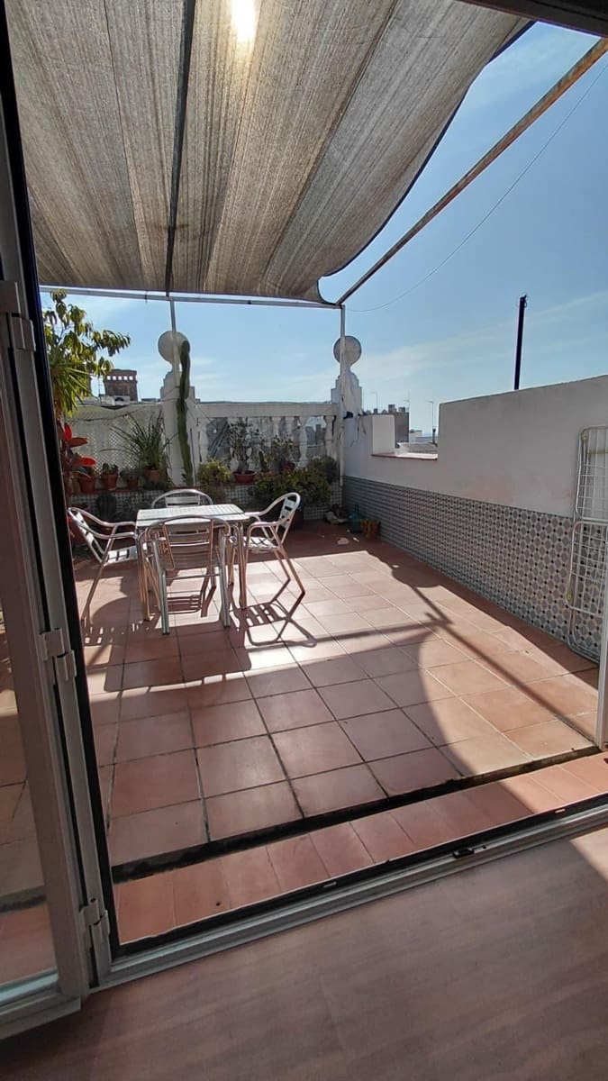 1 bedroom Penthouse for sale in Cordoba city - € 240,000 (Ref: 9929477)