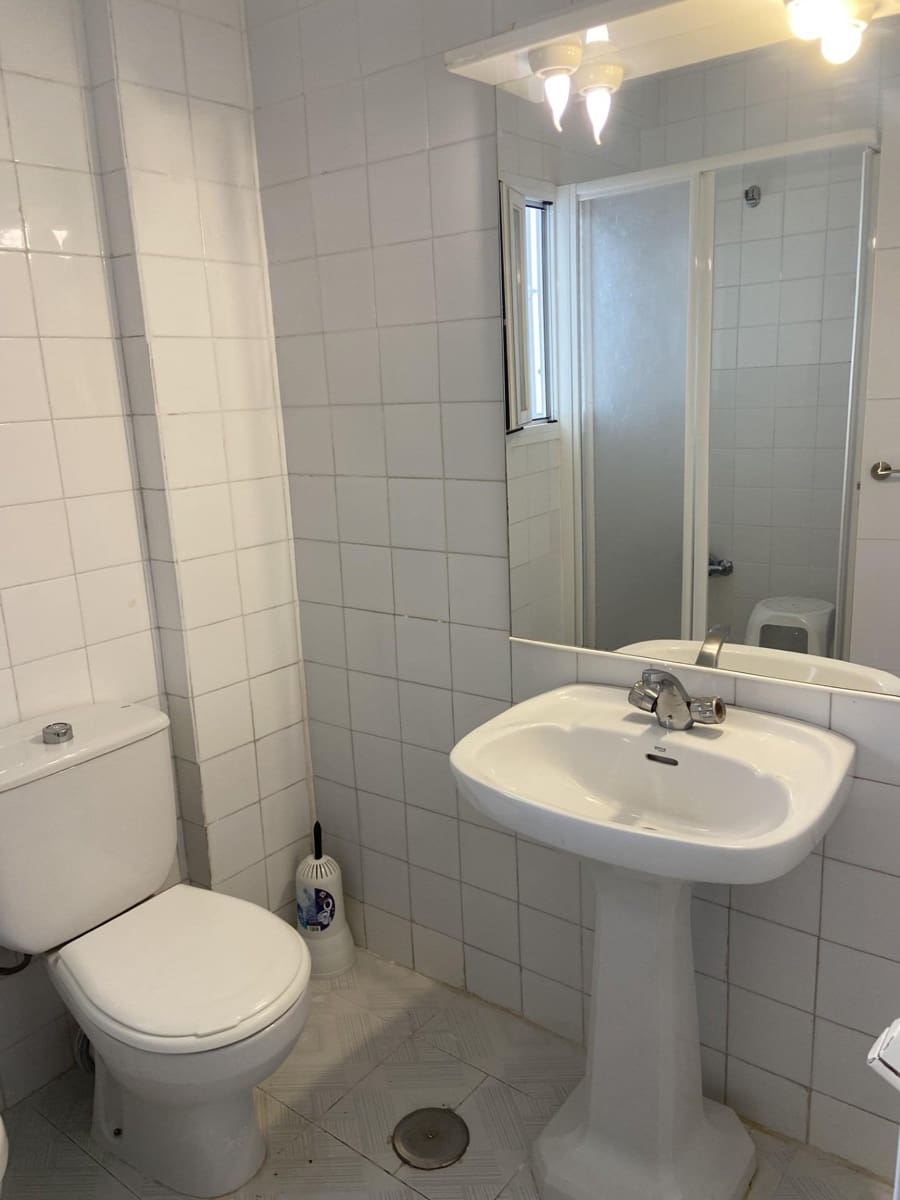 3 soveværelse Lejlighed til salg i Cordoba by - € 145.000 (Ref: 9940046)