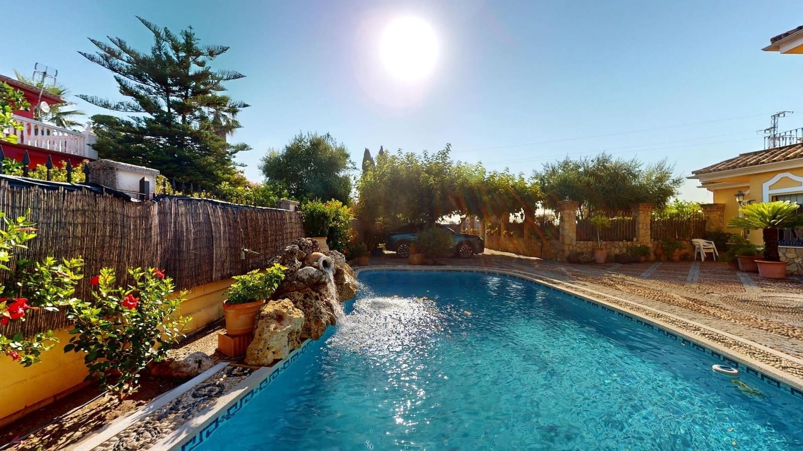 7 soveværelse Villa til salg i Cordoba by med swimmingpool - € 395.000 (Ref: 9943675)
