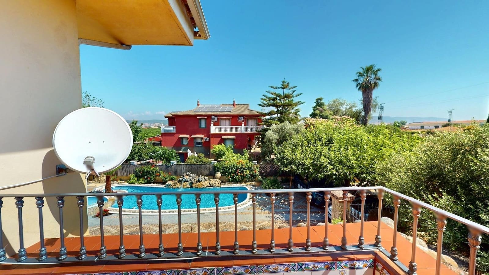 7 soveværelse Villa til salg i Cordoba by med swimmingpool - € 395.000 (Ref: 9943675)