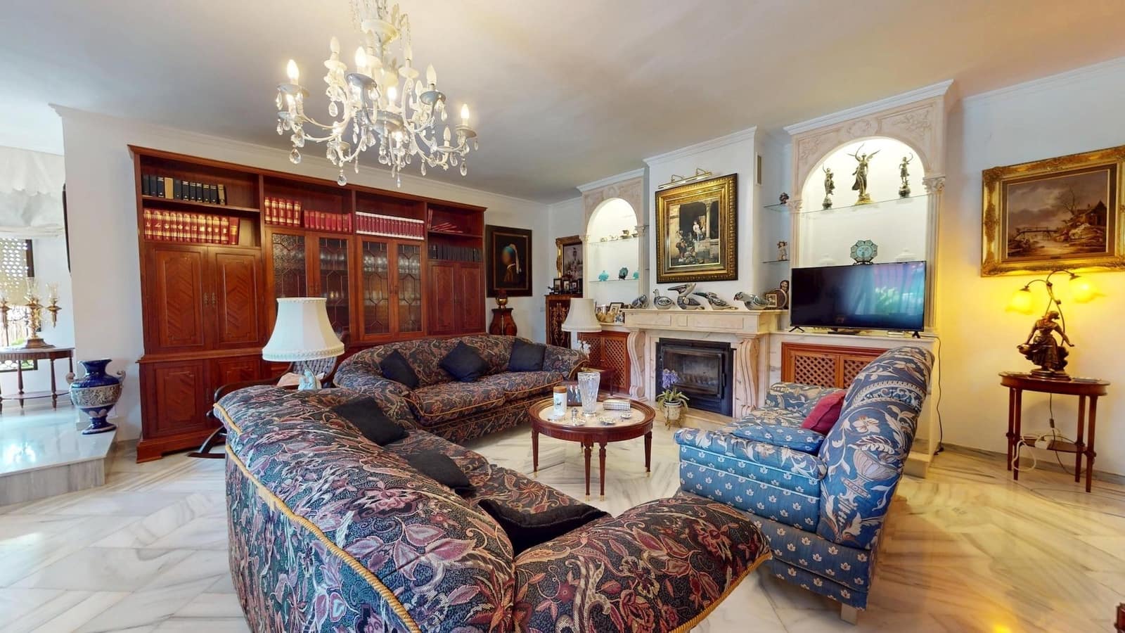 7 soveværelse Villa til salg i Cordoba by med swimmingpool - € 395.000 (Ref: 9943675)