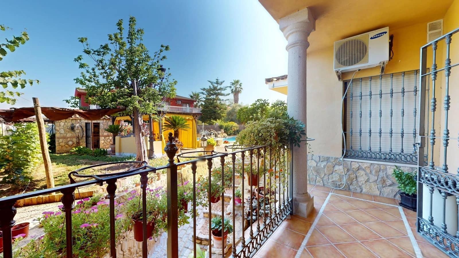 7 soveværelse Villa til salg i Cordoba by med swimmingpool - € 395.000 (Ref: 9943675)