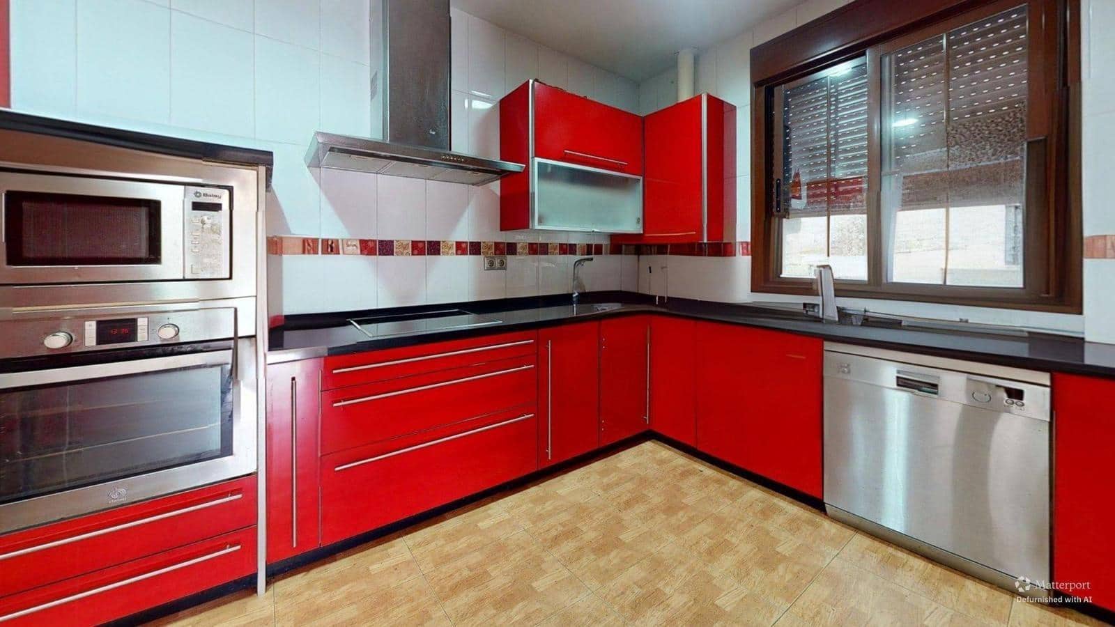 4 soveværelse Byhus til salg i Cordoba by med garage - € 199.000 (Ref: 9943676)