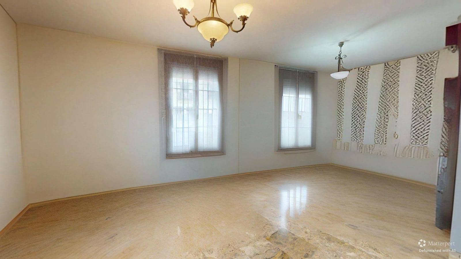 4 soveværelse Byhus til salg i Cordoba by med garage - € 199.000 (Ref: 9943676)