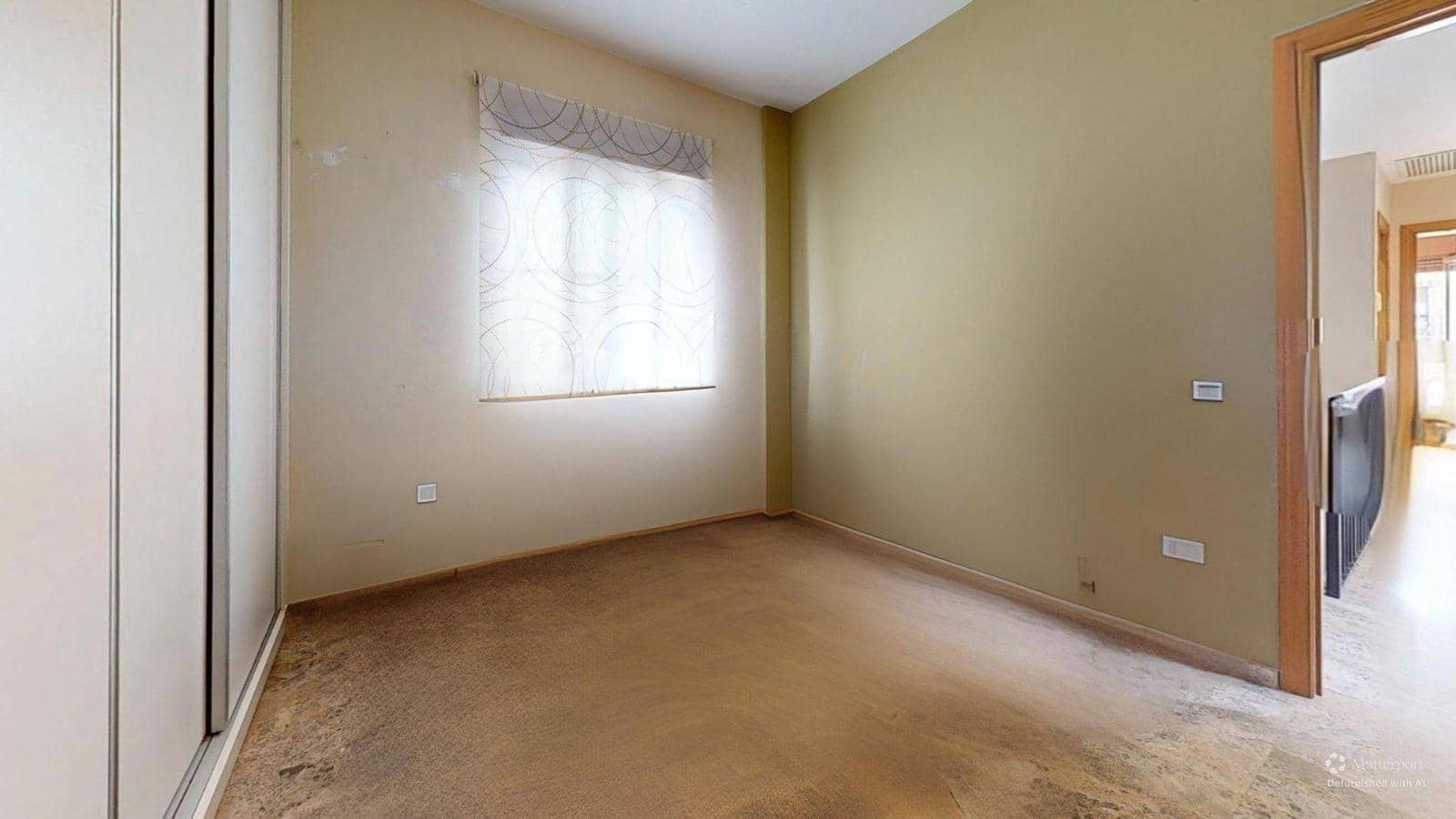 4 soveværelse Byhus til salg i Cordoba by med garage - € 199.000 (Ref: 9943676)