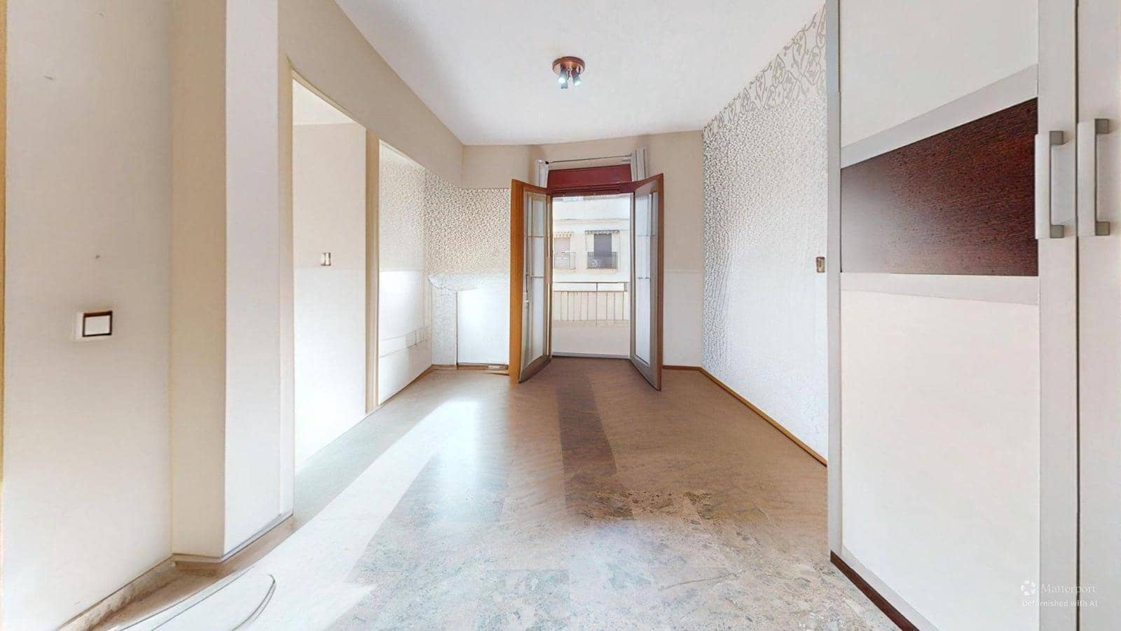 4 soveværelse Byhus til salg i Cordoba by med garage - € 199.000 (Ref: 9943676)