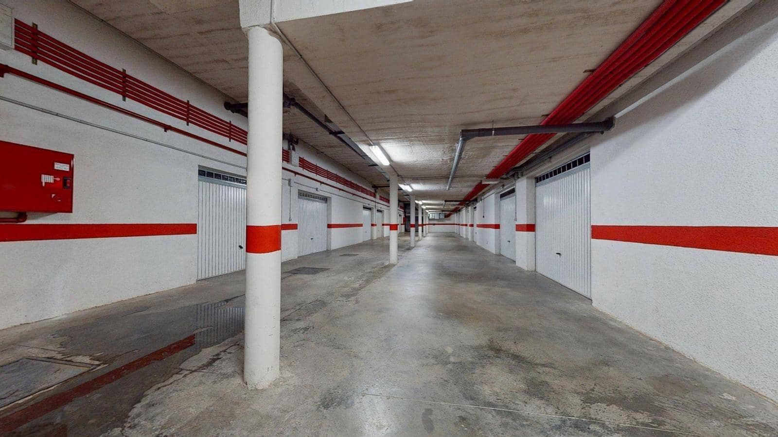 4 soveværelse Byhus til salg i Cordoba by med garage - € 199.000 (Ref: 9943676)