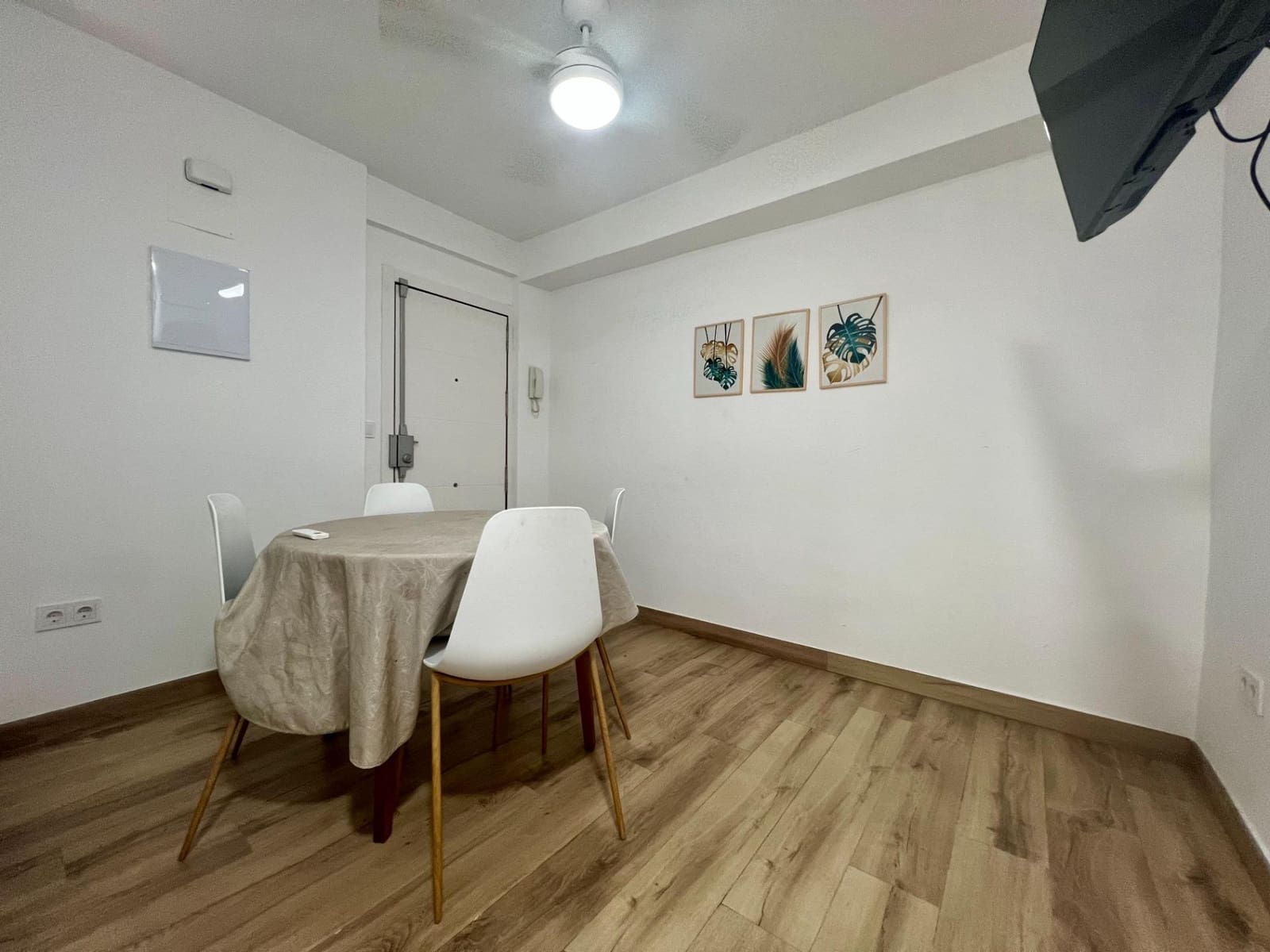 3 bedroom Apartment for rent in Cordoba city - € 250 (Ref: 9944169)