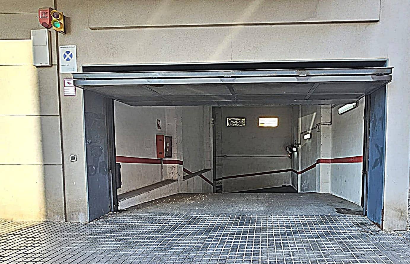 Garaje en Córdoba ciudad en venta - 17.800 € (Ref: 9945795)