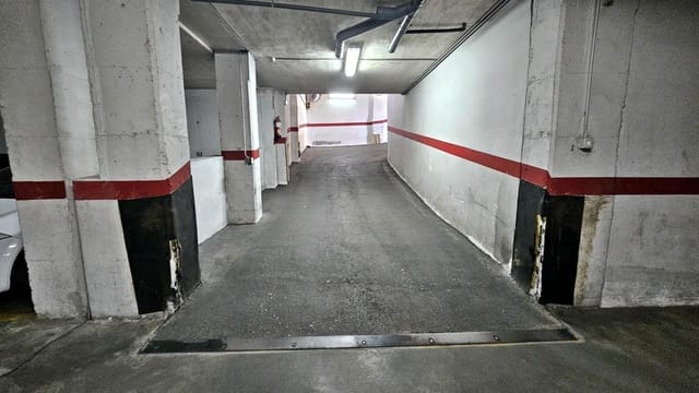 Garaje en Arroyo del Moro, Córdoba ciudad en venta - 17.800 € (Ref: 9945795)