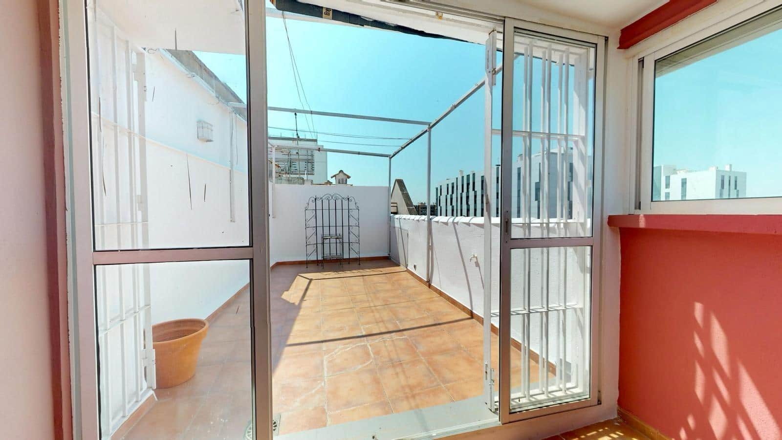 2 soverom Leilighet til salgs i Cordoba by med garasje - € 198 000 (Ref: 9945798)