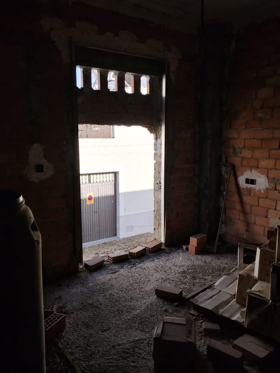 4 quarto Quinta/Casa Rural para venda em La Carlota - 85 000 € (Ref: 9959846)