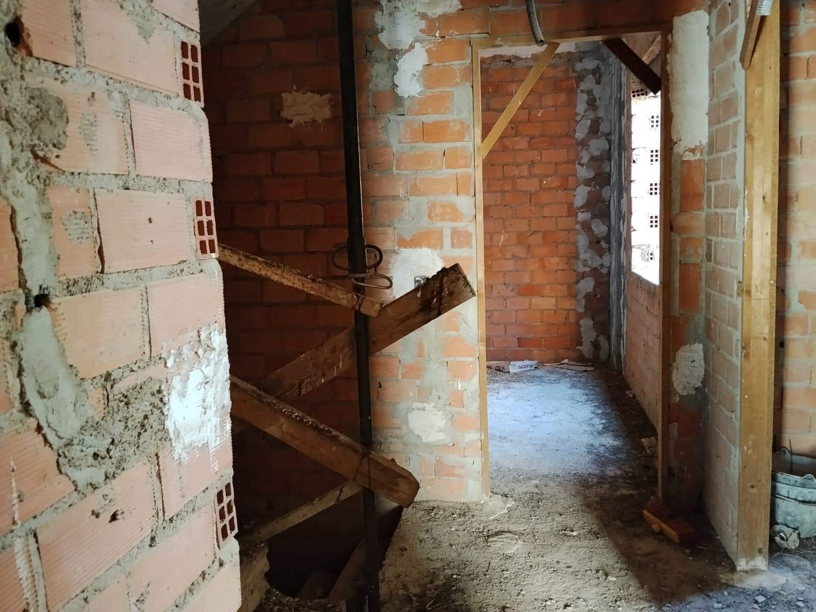 4 quarto Quinta/Casa Rural para venda em La Carlota - 85 000 € (Ref: 9959846)