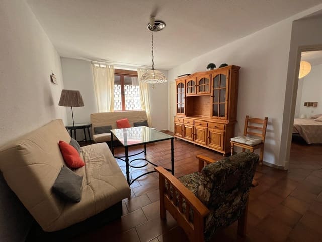 1 soverom Leilighet til salgs i Centro Comercial, Córdoba by med garasje - € 190 000 (Ref: 9965352)